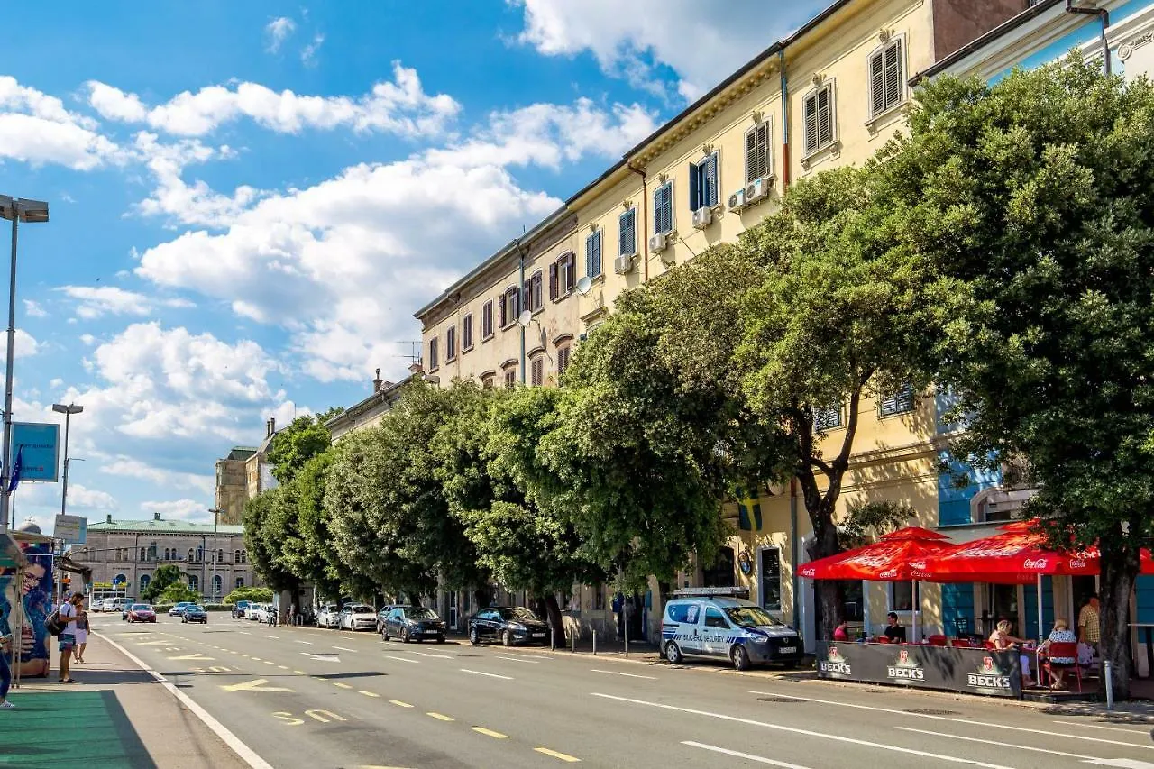 Apartments Carpathia Rijeka